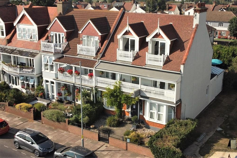 The Beaches Guest House (Adults Only) Southend-on-Sea Bagian luar foto